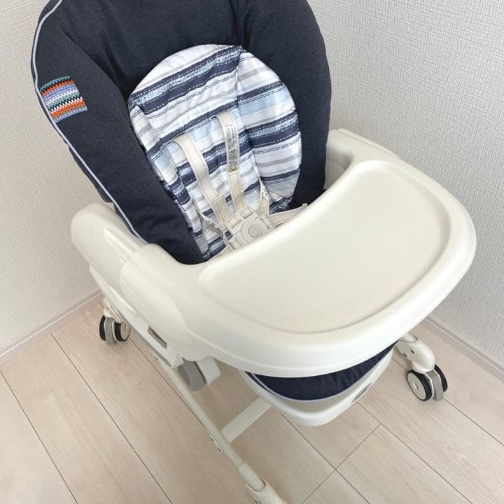 コンビ　ネムリラ4キャス　オートスイングlotta 赤ちゃん本舗特別仕様