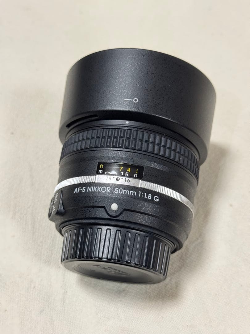 AF-S NIKKOR 50mm f/1.8G ニコン 単焦点レンズ フード付き