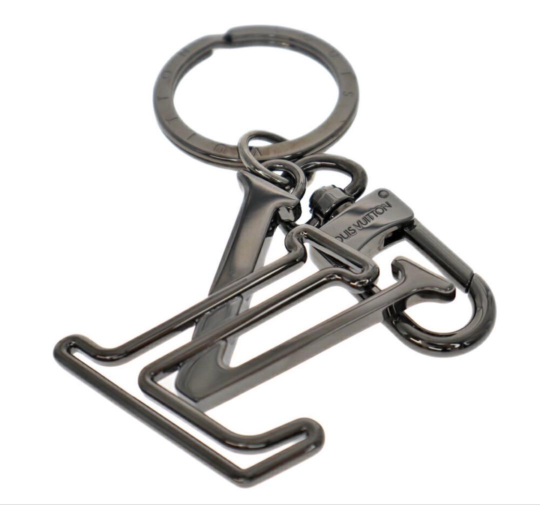 限定値下げ【新品未使用】正規品 LOUIS VUITTON ロゴ入りキーホルダー