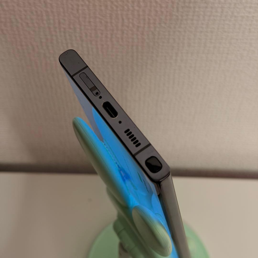 Galaxy S23 Ultra 256GB SIMフリー【海外版】