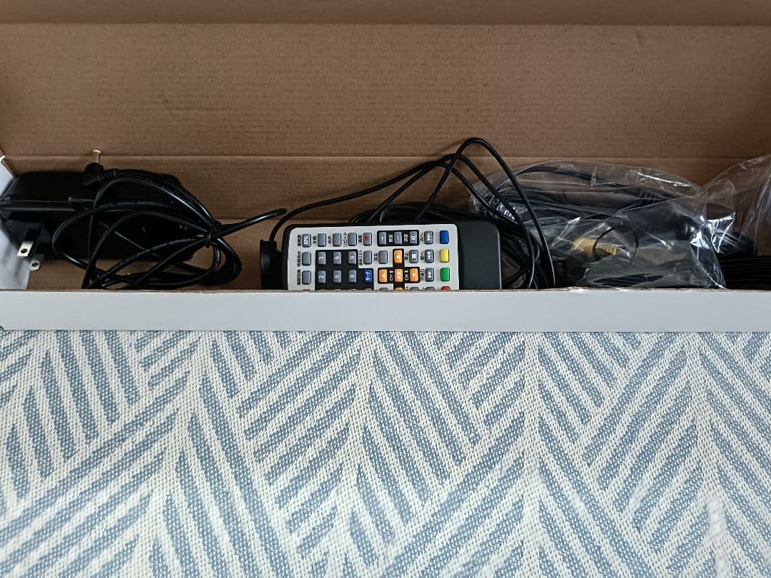 19型 ポータブルTV TV-192-BK　KNOT　 Nono