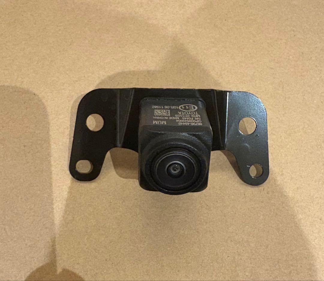 ハリアー 80 フロントカメラ　新車外し