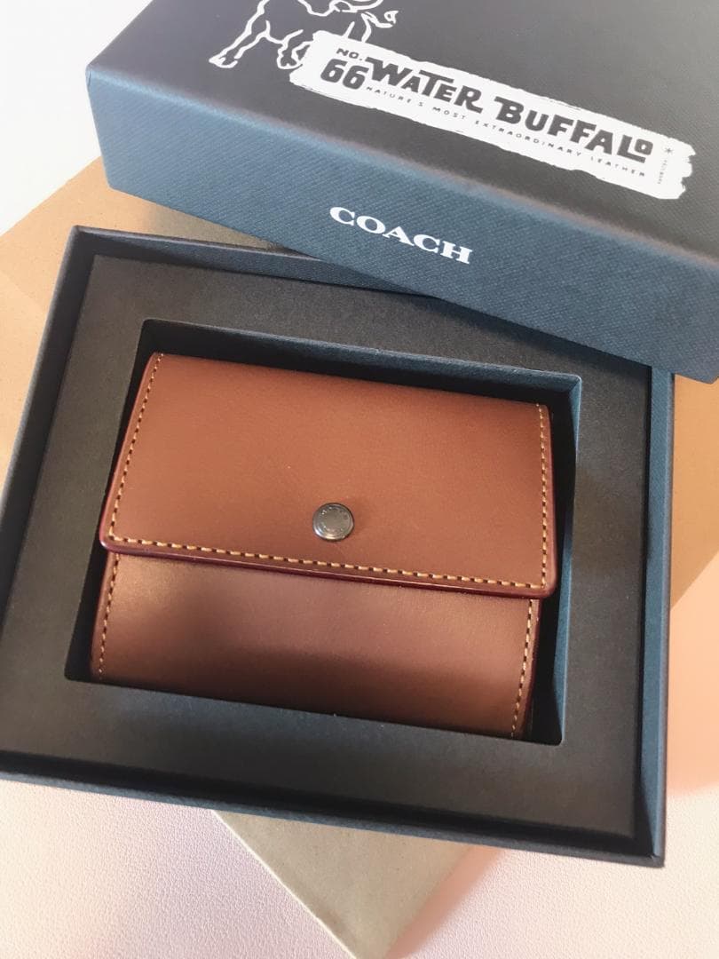 atom 新品COACH  ケース ウォーター バッファロー レザー