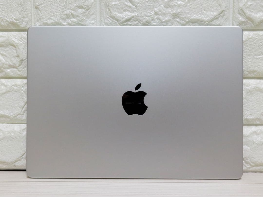 M1Pro MacBookPro 14インチ　美品！充電6回