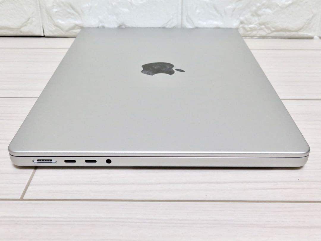 M1Pro MacBookPro 14インチ　美品！充電6回