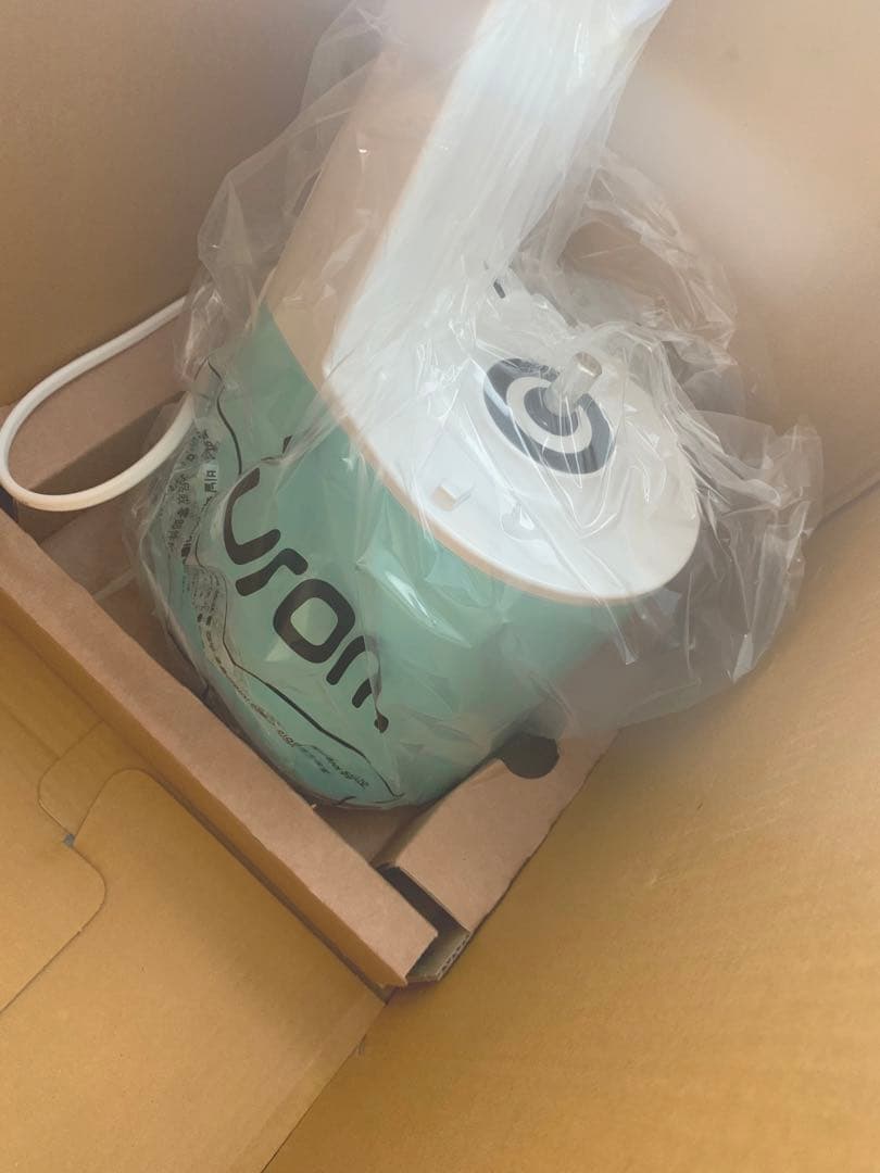 低速搾汁ヒューロムスロージューサー