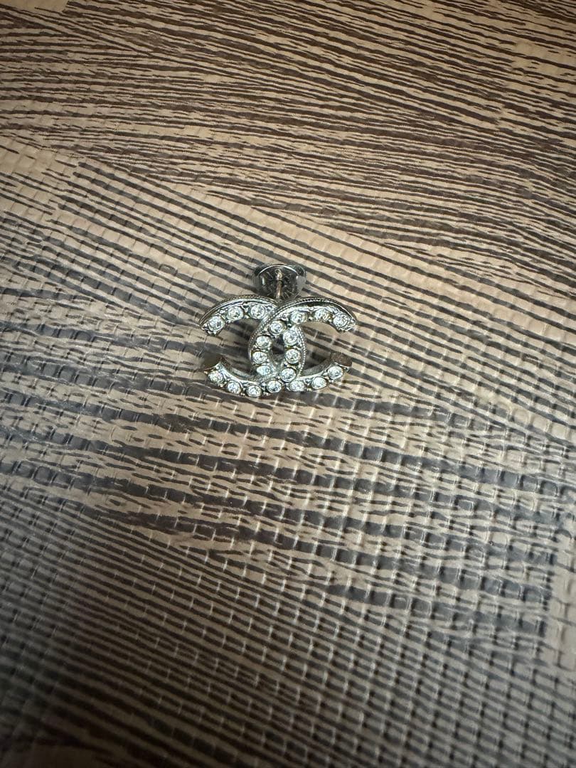 あ*様 CHANEL シャネル　ピアス　片耳　片方　箱付き