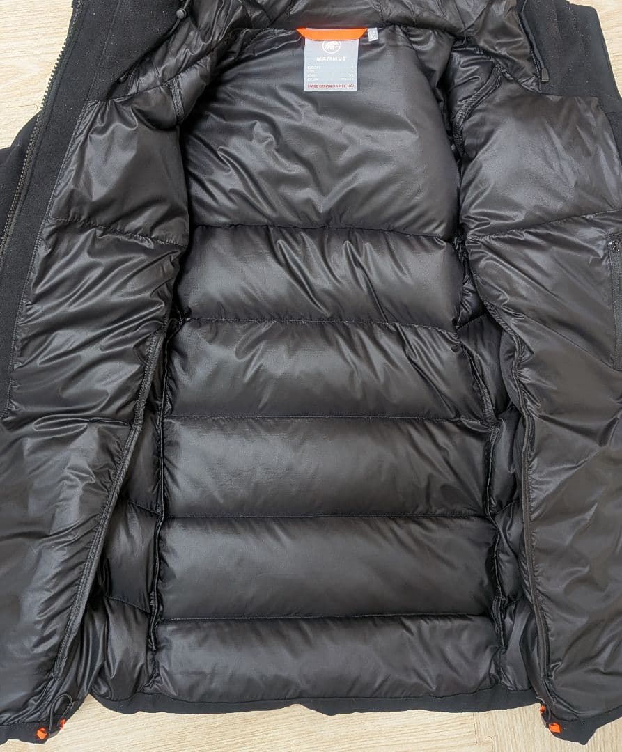 MAMMUT ダウンジャケットRoseg IN Hooded Jacket