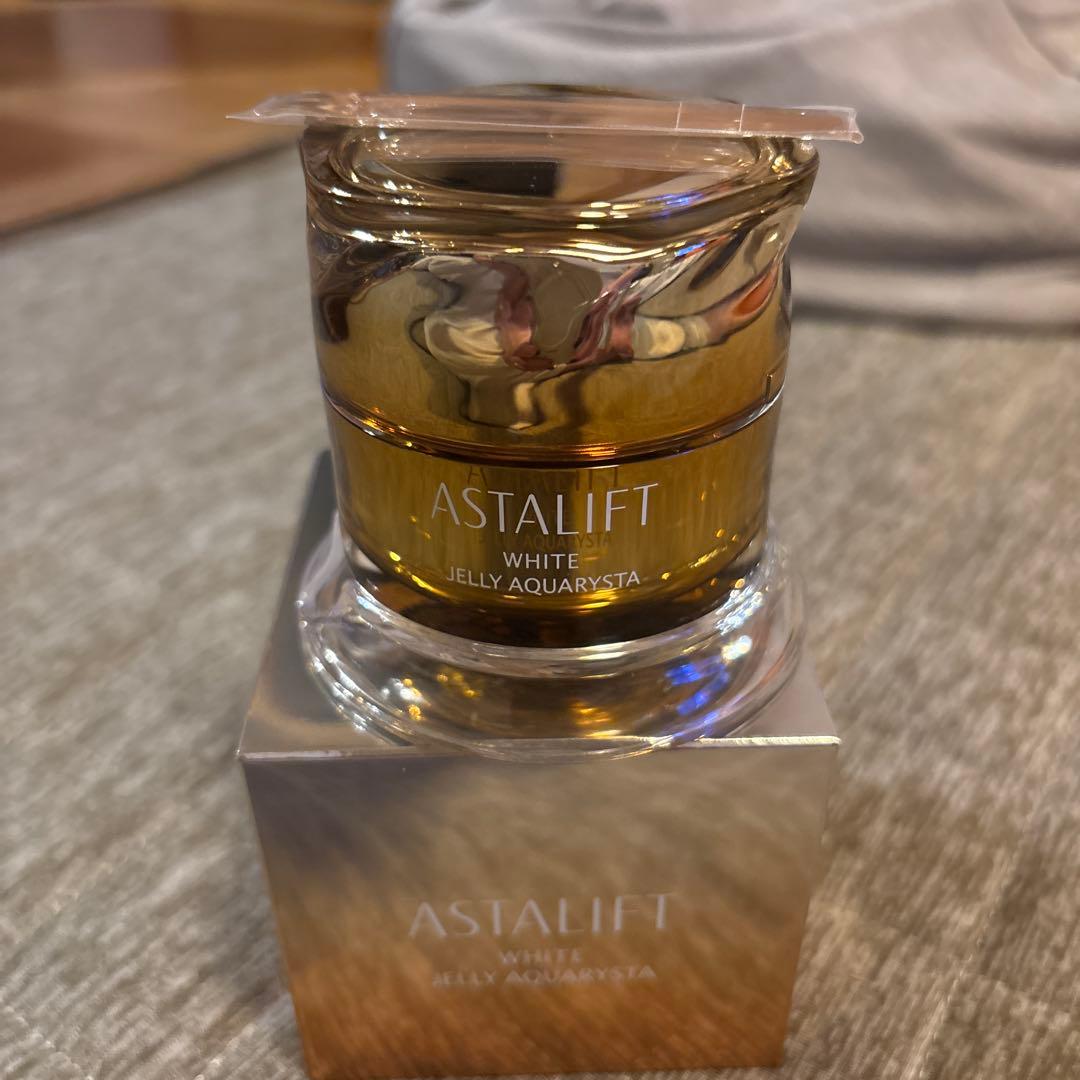 ホワイトジェリーアクアリスタ60g 限定❗️ジェリー状美美容液　新品未使用