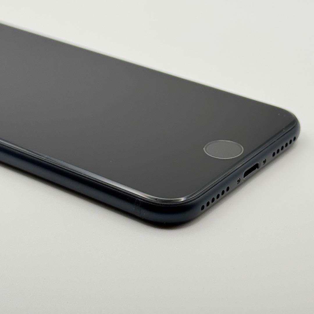 【超美品】iPhone SE3 256GB SIMフリー ブラック
