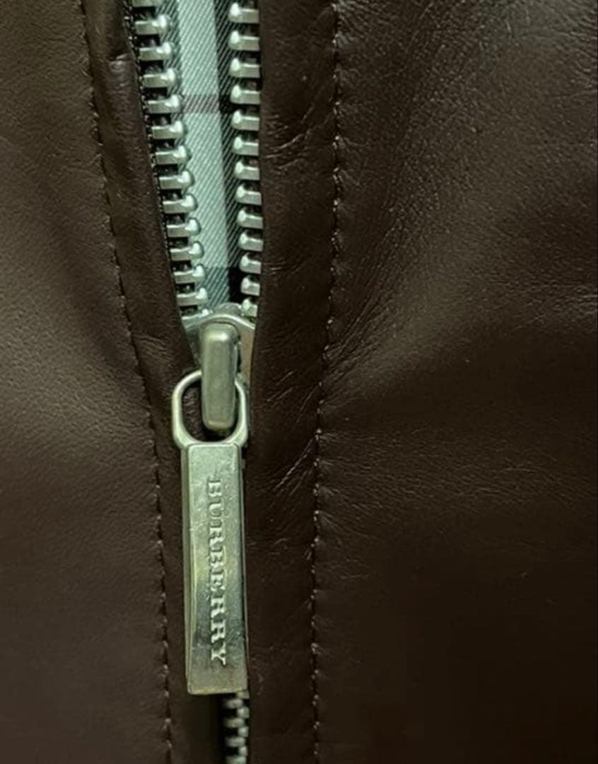 値下げしました【女性にも】バーバリー本革レザー シングルライダースジャケット