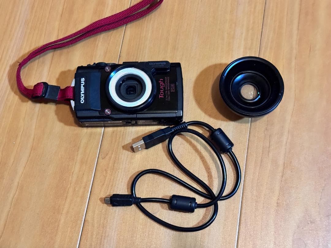 【超格安】オリンパス TG4/LEDガイド/ワイコン（アダプタ付き）セット