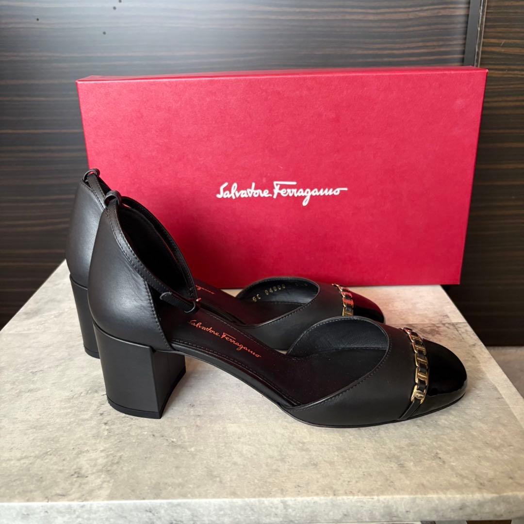 Salvatore Ferragamo フェラガモ パンプスAvice