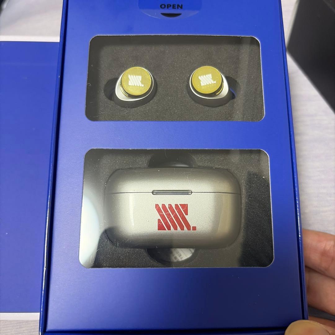 AVIO グリッドマンユニバース ワイヤレスイヤホン TE-D01 v-GMU