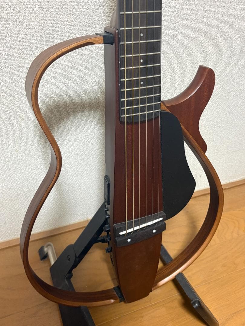 サイレントギター ブラウン ケース付き　コード付き