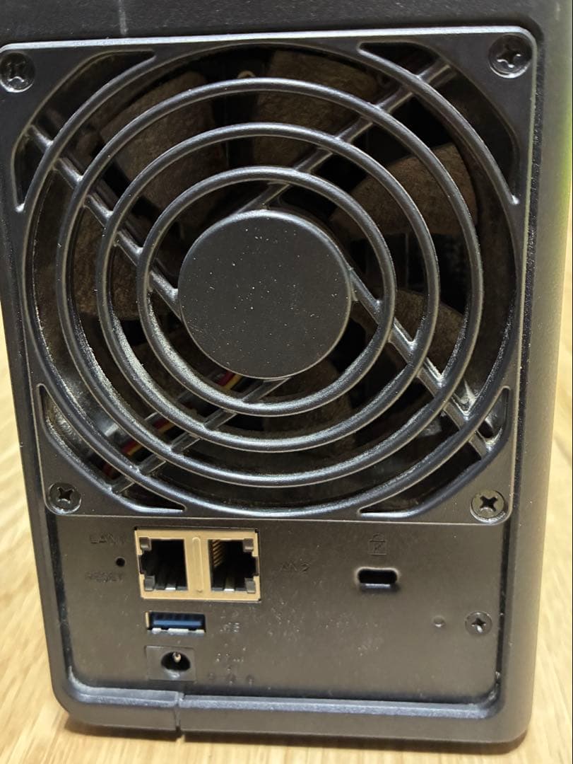 【動作良好】Synology DS220+ NAS オマケ　SSD 2個