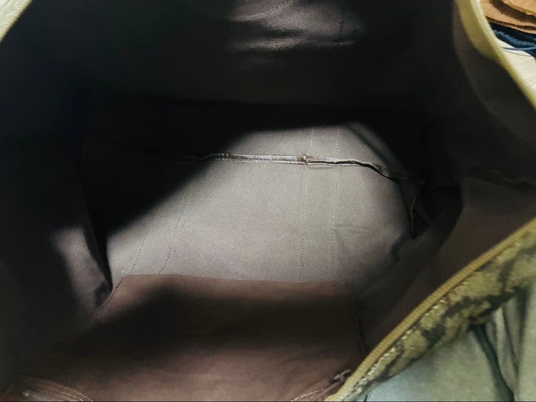 イヴサンローラン ボストンバッグ クラッチバッグ　旅行バッグ 大容量 ジラフ柄