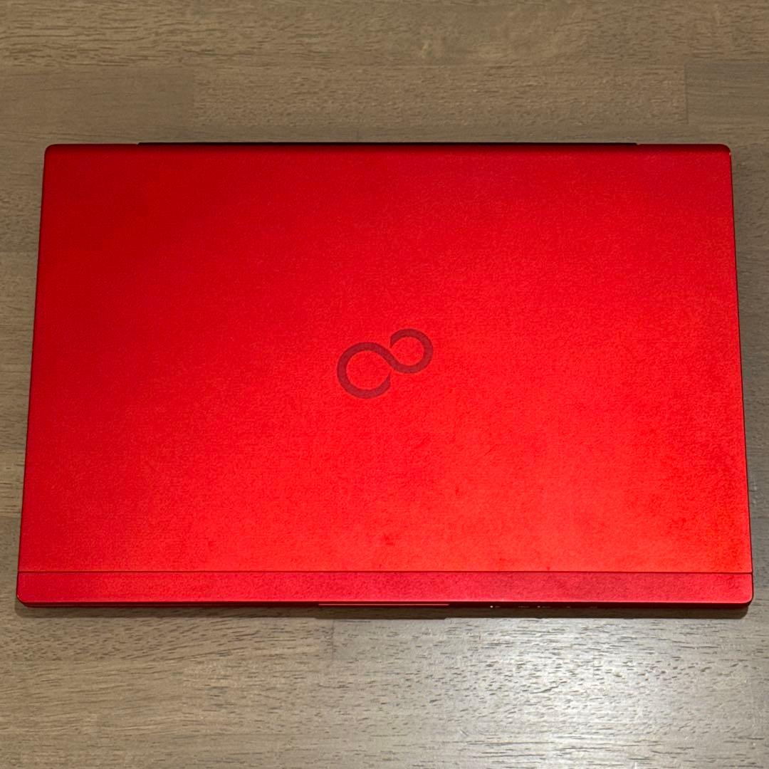 軽量 Windows11 富士通ノートパソコン