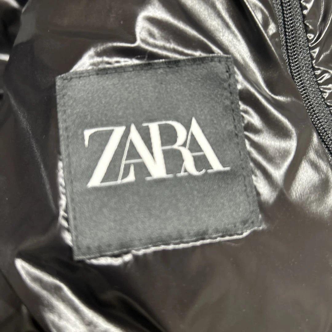 【ZARA 】　ダウンジャケット　フード付き　光沢ブラック　S 希少　ヘタリ無し