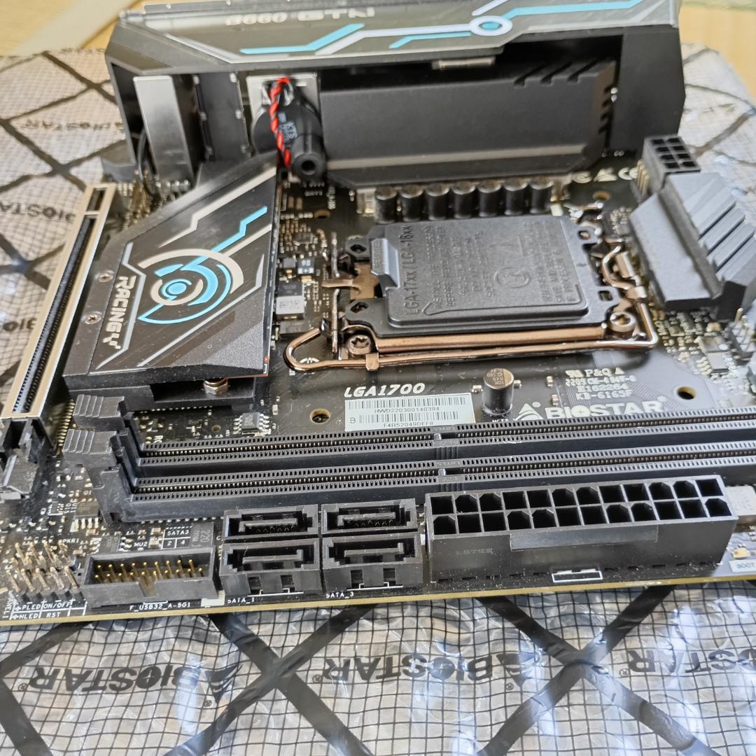 BIOSTAR B660GTN Mini ITX マザーボード　ジャンク扱い