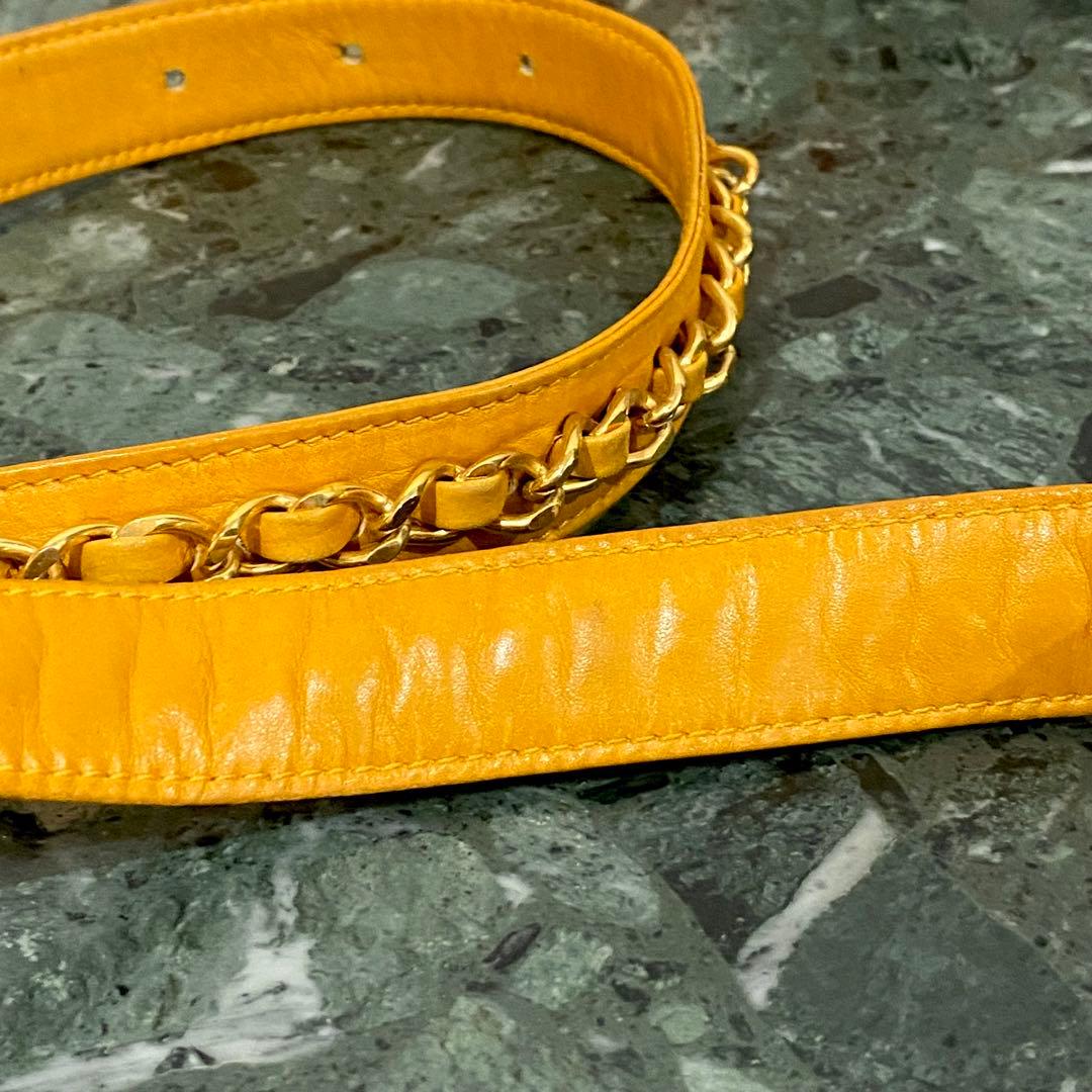 VINTAGE CHANEL ゴールドチェーンベルト ラムスキン イエロー ココ
