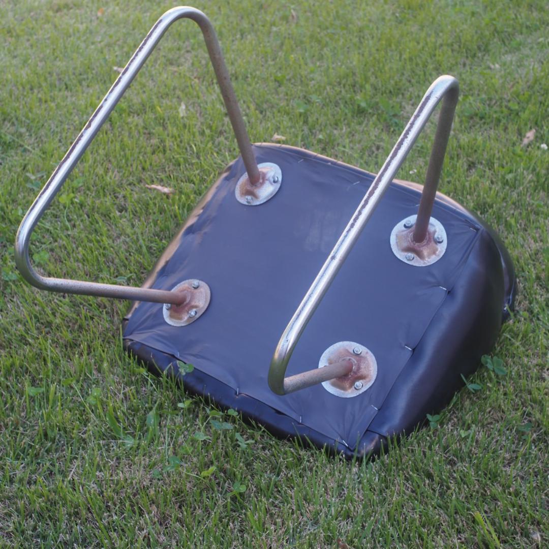 ①ラウンジチェア 黒 ミッドセンチュリー 昭和レトロ