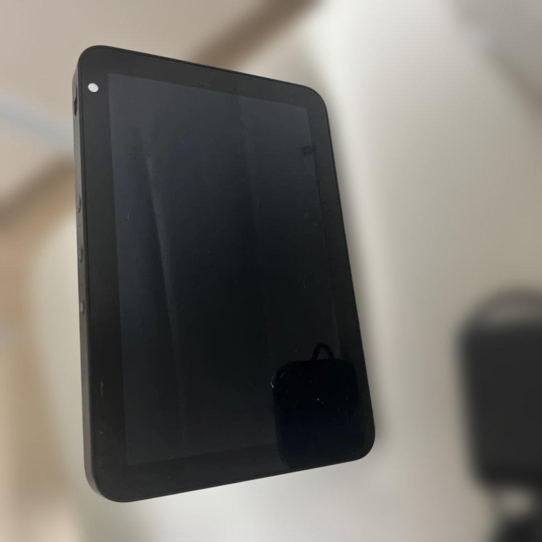 【美品】Amazon Echo show8