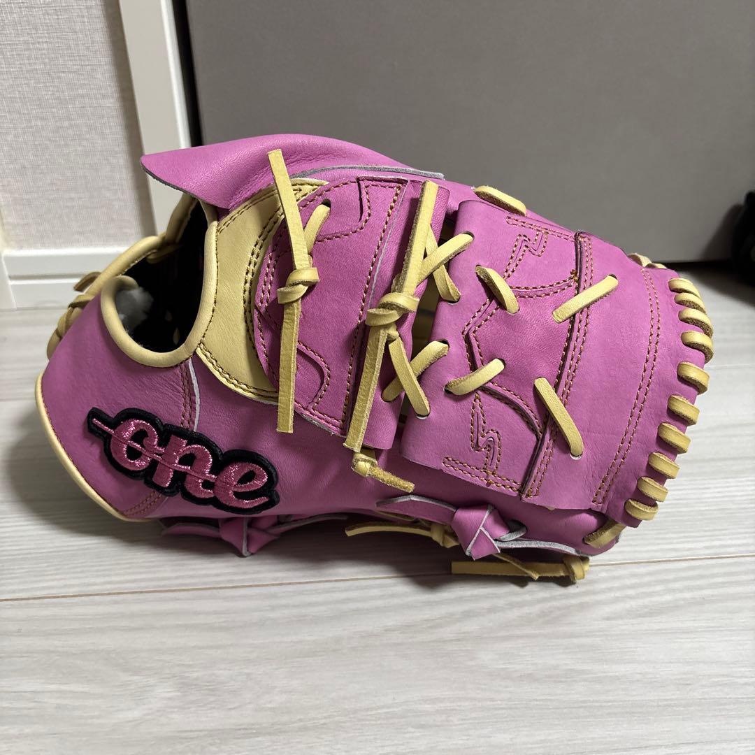 one of the answerピンク 硬式グローブ ワンオブジアンサー