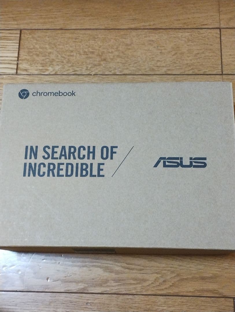 ASUS Chromebook 電源アダプター、取扱説明書、箱付き