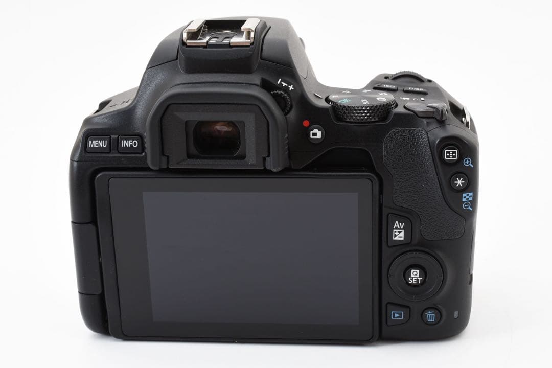 Canon EOS Kiss x10標準&望遠&単焦点トリプルレンズセット