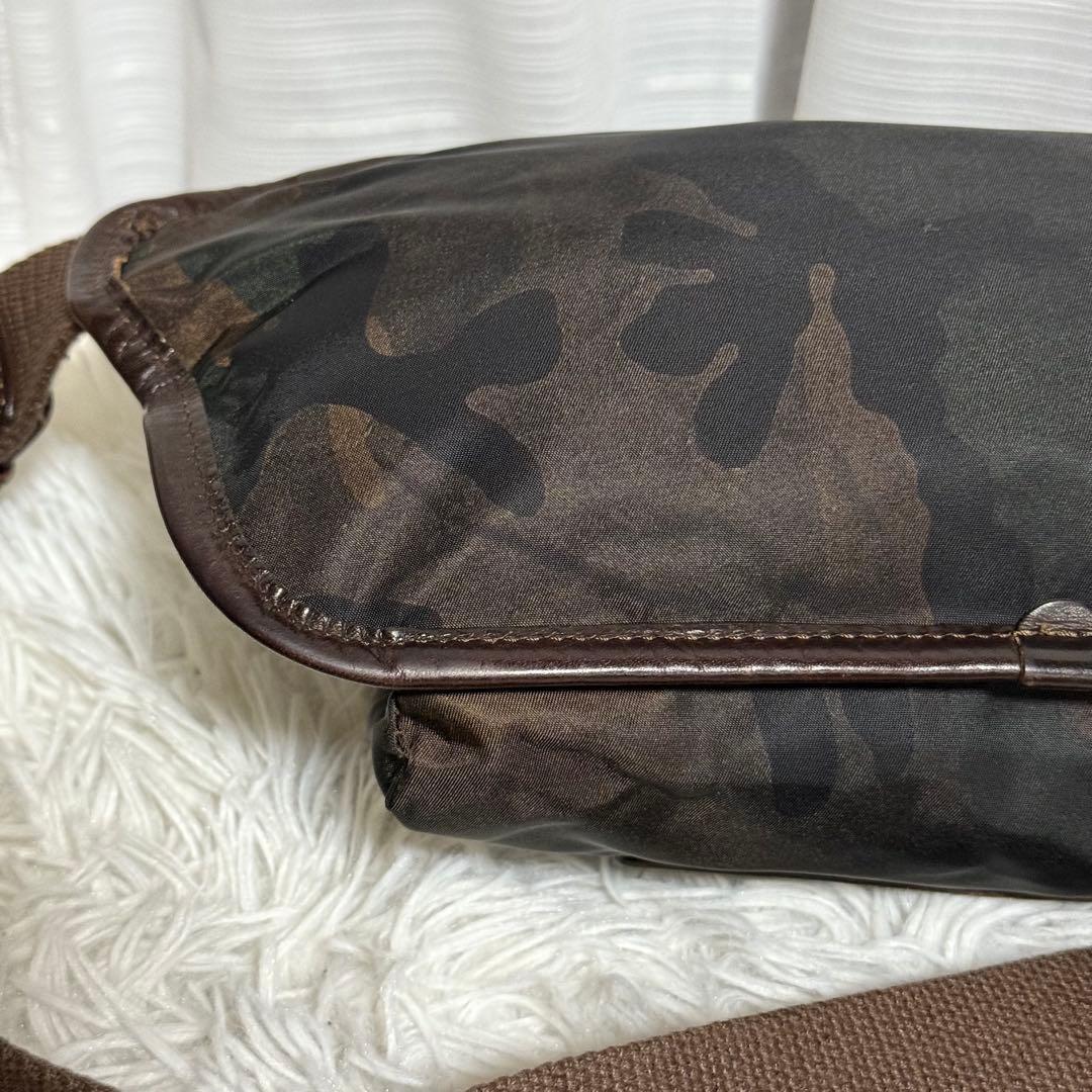 ⭐️未使用級⭐️　Felisi　フェリージ　ボディバッグ　799　ナイロン　カモ柄