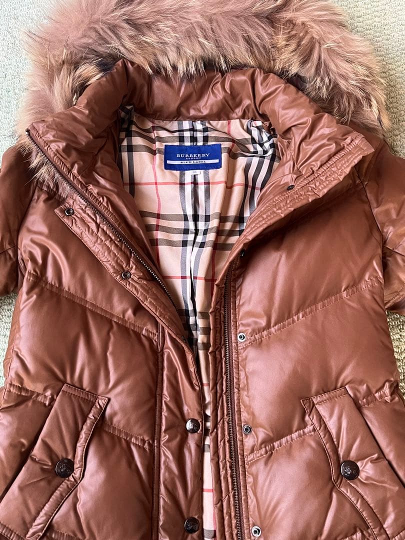 バーバリーブルーレーベル ダウンジャケット