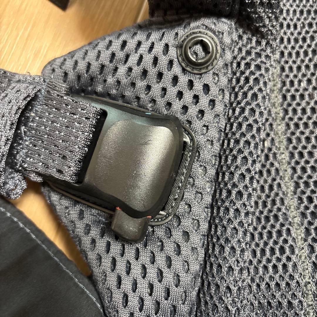 BABYBJÖRN 抱っこ紐　ハーモニー　メッシュ