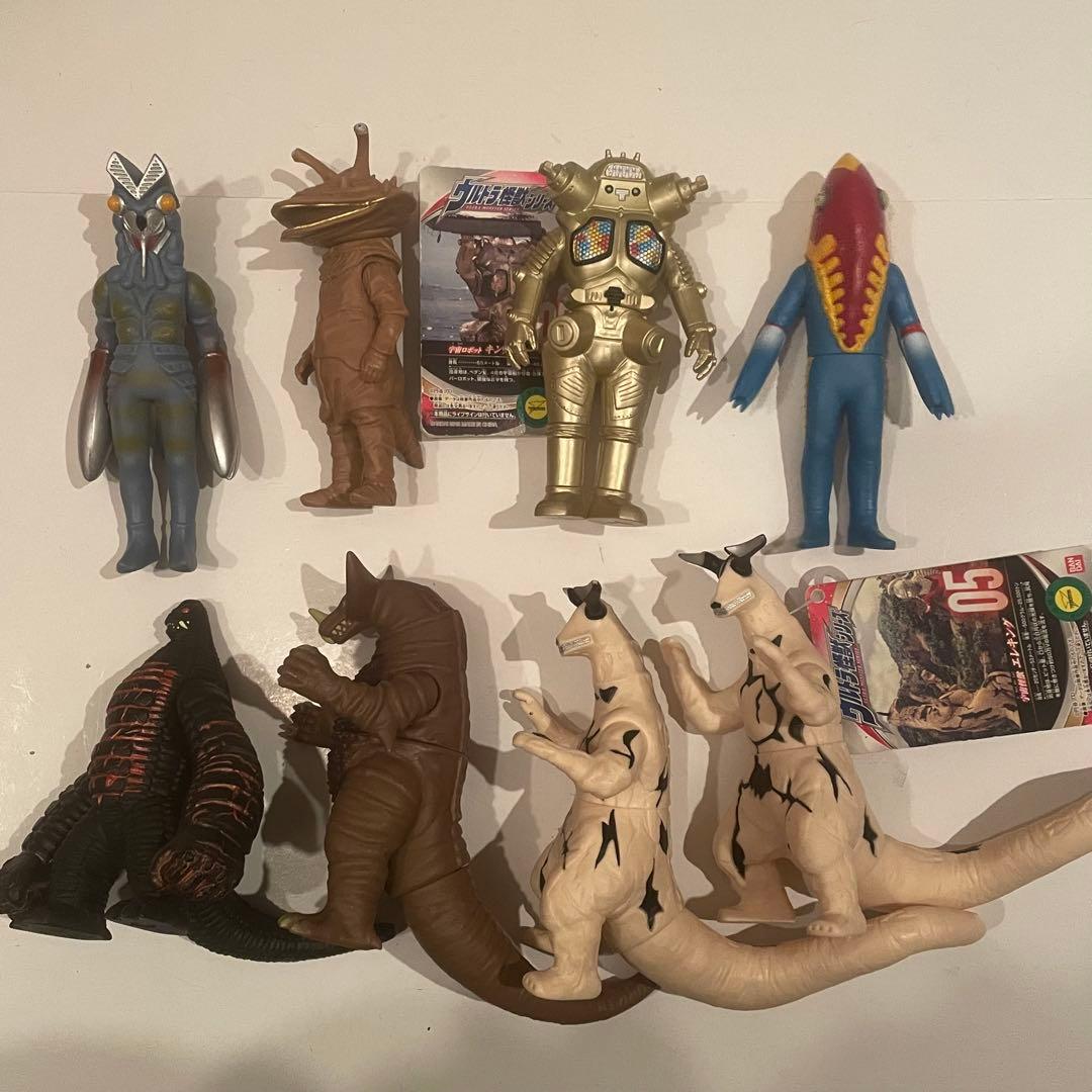 ゴジラ ウルトラマン他 怪獣 ソフビ 90体以上 120サイズ まとめ売り