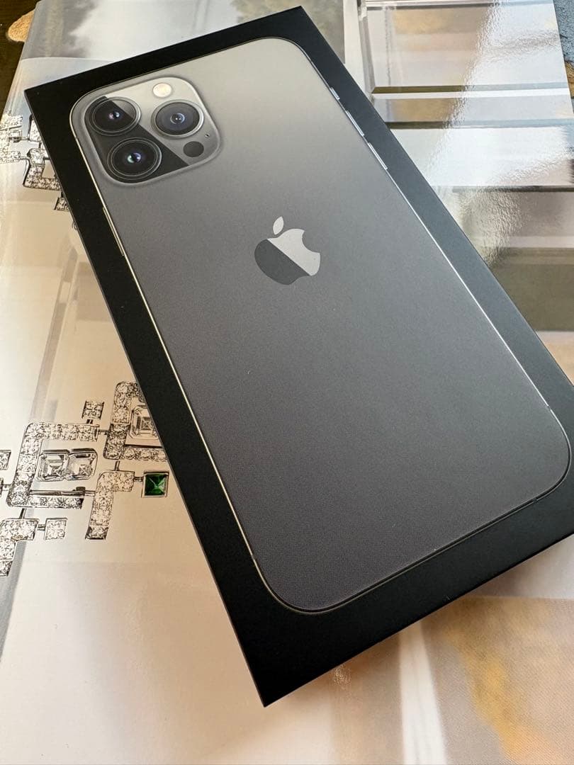 美品iPhone13Pro MAX 128 GB バッテリー容量84%