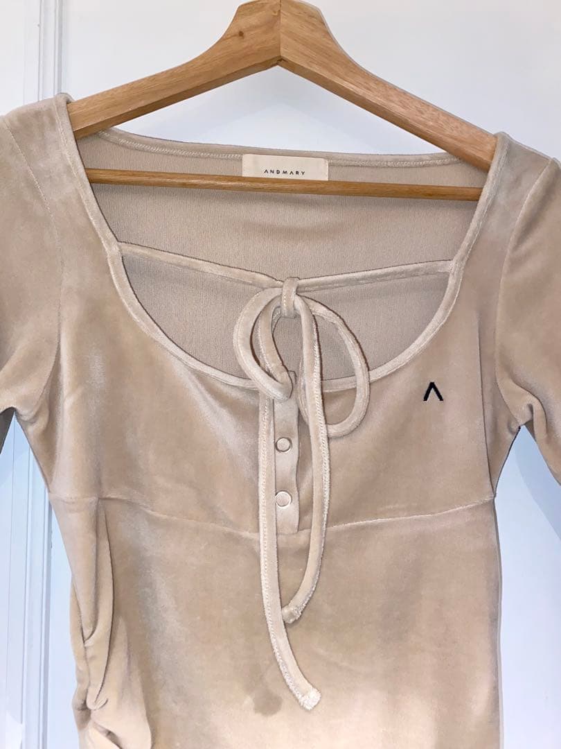 andmary　Jemma ribbon tops beige
