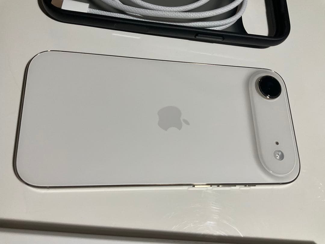 (*)様 iPhone Air 256GB ライトゴールド SIMフリー 本体