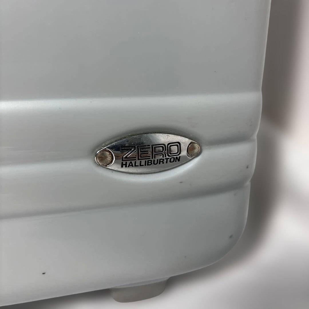 ゼロハリバートン ポリカーボネート　薄型アタッシュケース