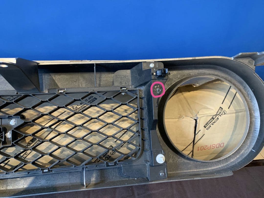 トヨタ FJクルーザー 純正フロントグリル