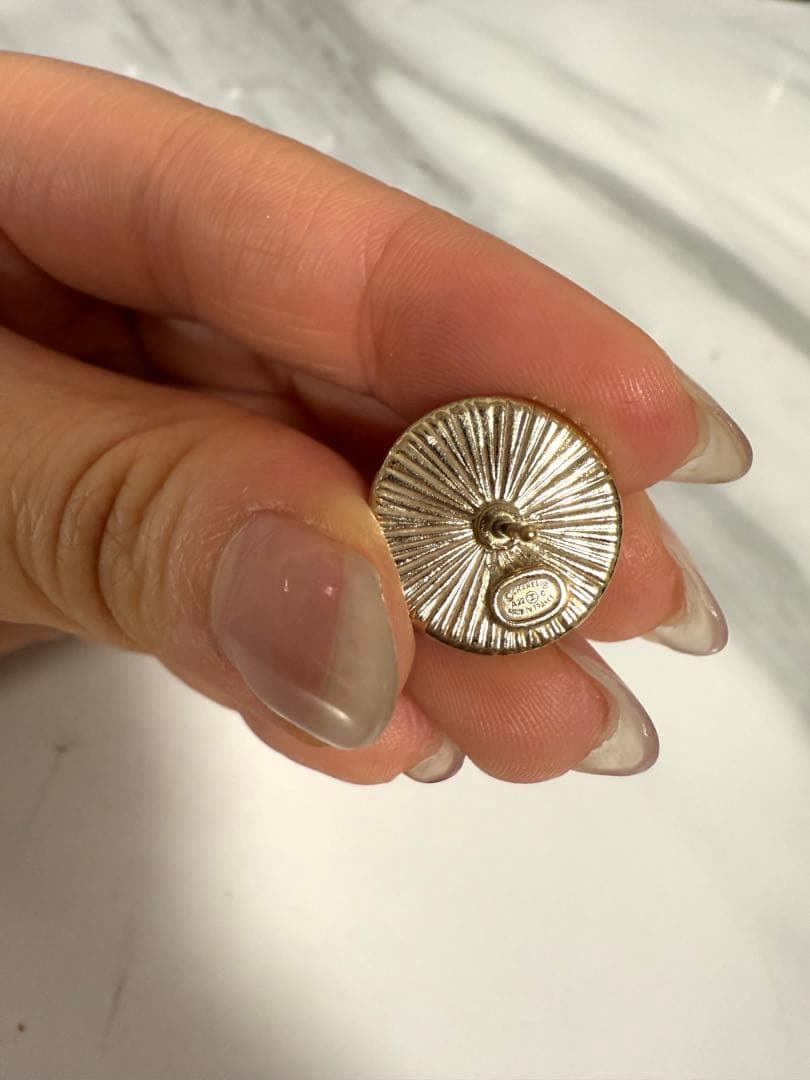 Chanel ロゴピアス(片耳用)