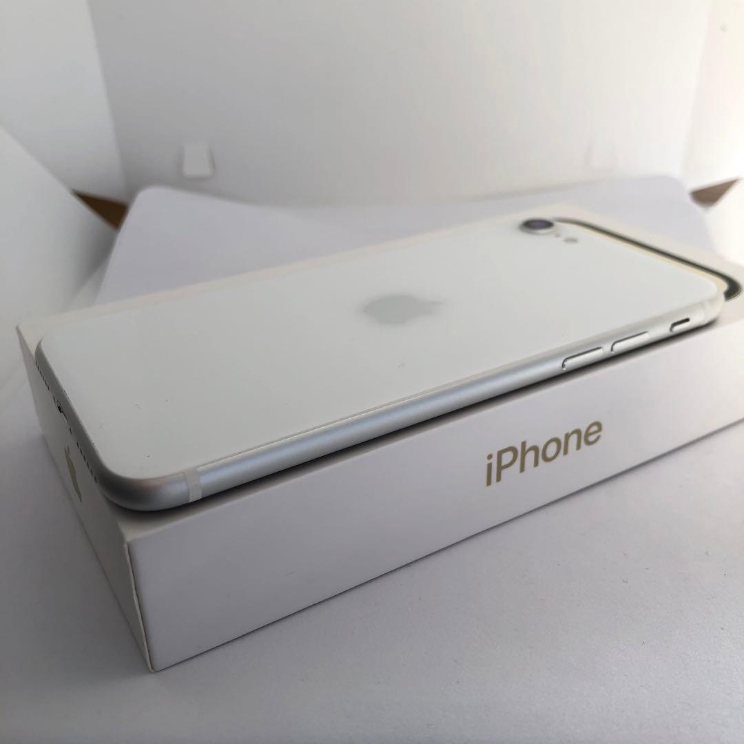 【すぐ発送】iPhone SE2 128GB SIMフリー