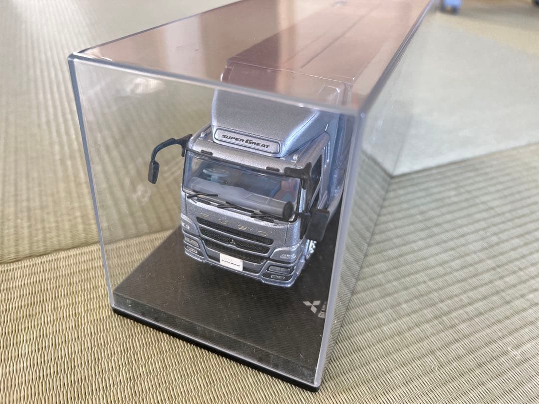 m*2様 FUSO SUPER GREAT トラック 1/43
