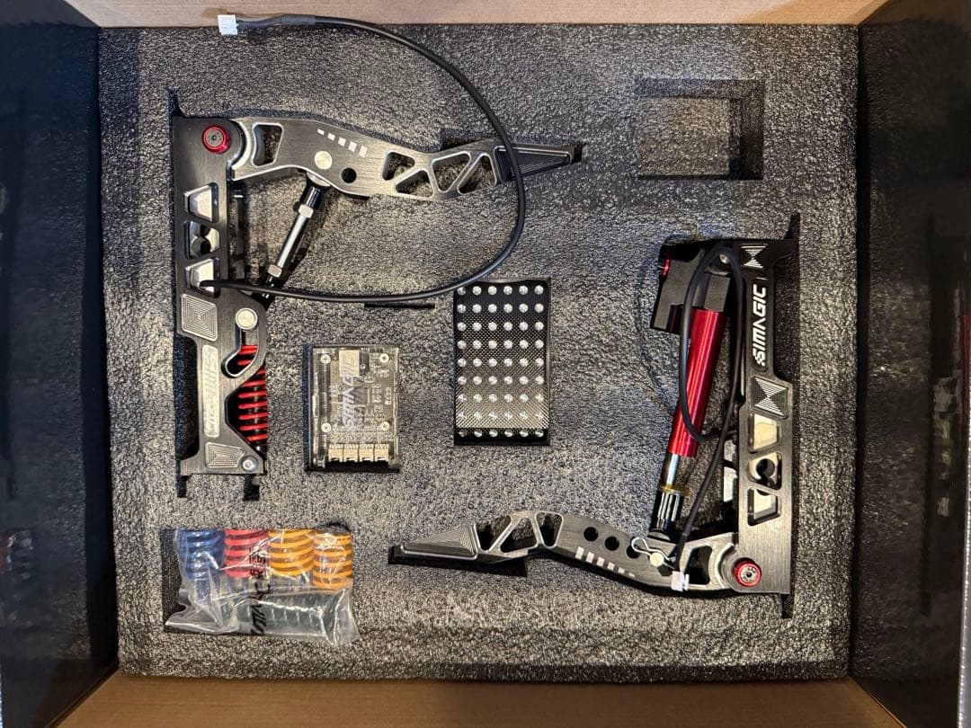 Simagic P2000ペダル シマジック 100kgロードセル 油圧式