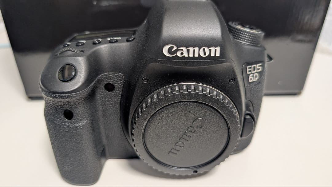 Canon EOS 6D デジタル一眼レフカメラ　本体