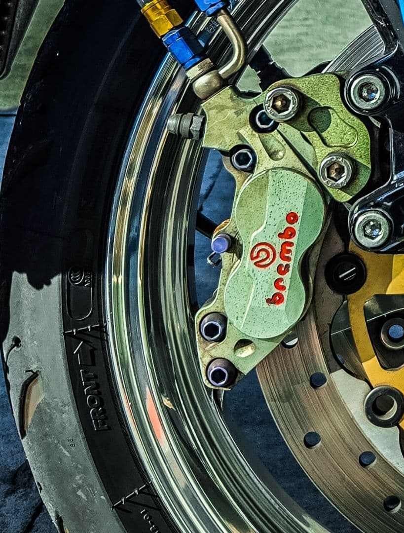 GPZ900R用ブレンボレーシングキャリパー 中古