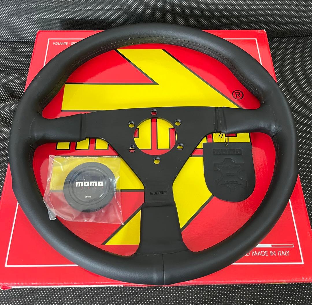 momo モンテカルロ350mm