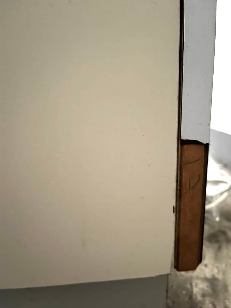 【6/10までこの価格】照明カギ付ショーケース