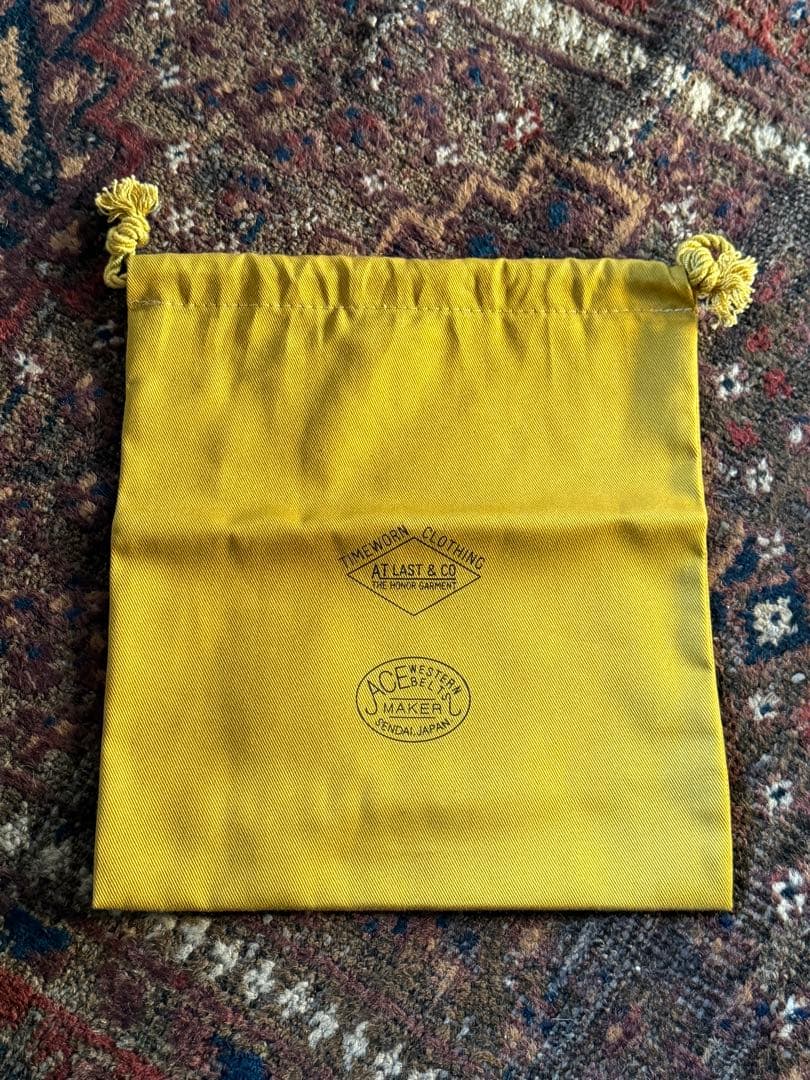 小物 At Last HELLUVARIDE