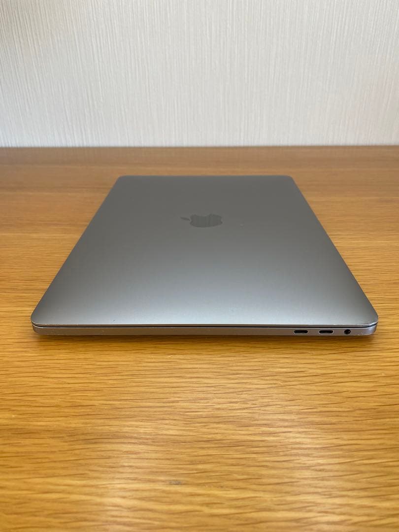 MacBook Pro 2020 高性能 1TB大容量　　MacBook本体