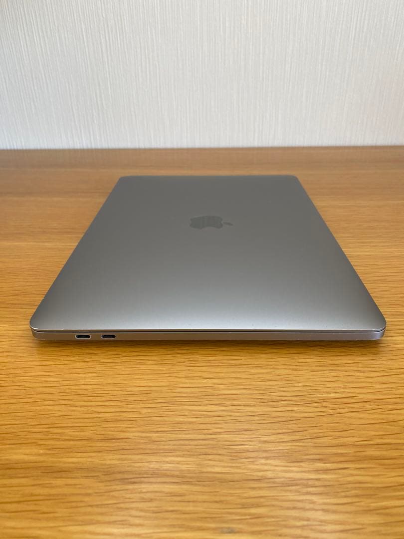 MacBook Pro 2020 高性能 1TB大容量　　MacBook本体